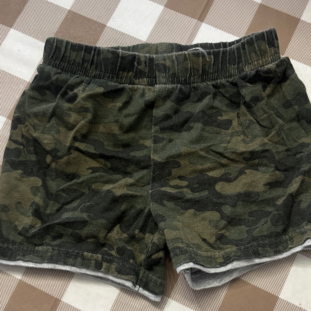🟢10/$10 - Camo Print Shorts